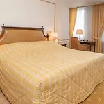 Hotel Grand Cravat Luxembourg