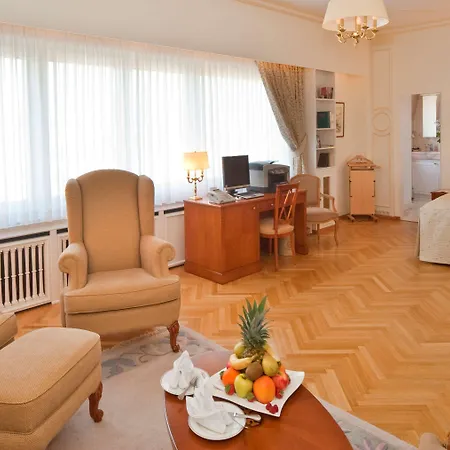 Szálloda Grand Cravat Luxemburg