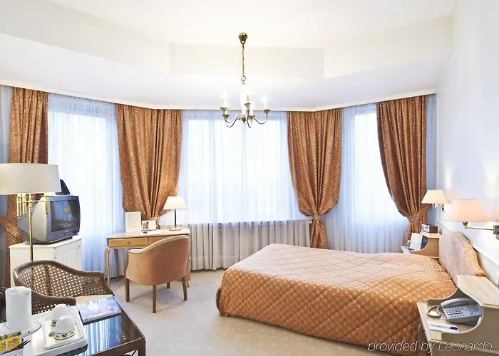 克拉瓦兹大酒店