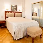 Grand Cravat Hotel