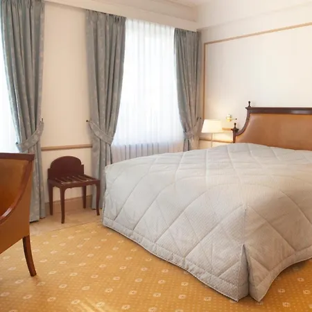 מלון Grand Cravat