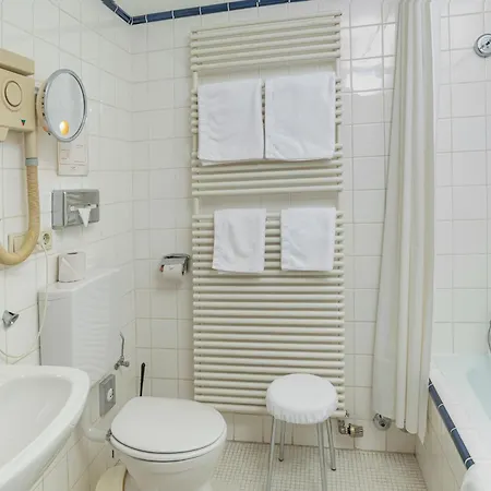 Hotel Grand Cravat 4*