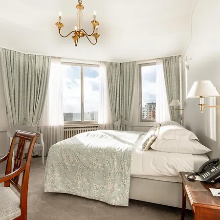 Hotel Grand Cravat