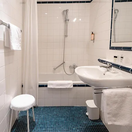 Hotel Grand Cravat 4*