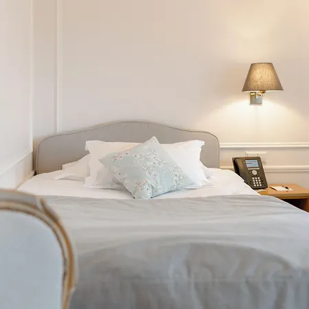Hotel Grand Cravat 4*