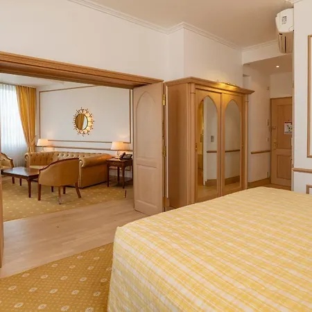 Grand Cravat Luxemburg