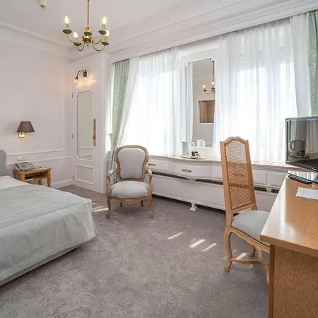 Grand Cravat 4* Luxembourg