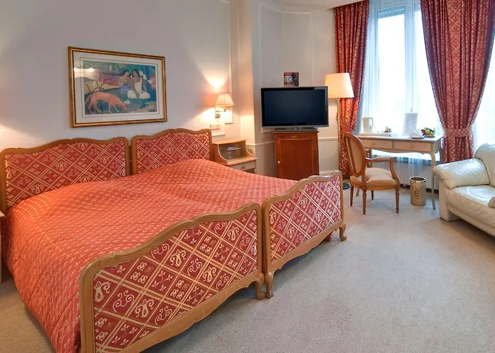 Grand Cravat Hotel 4*