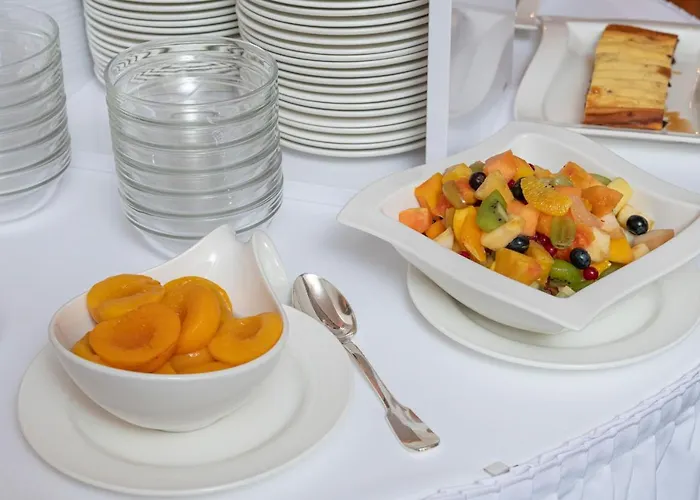 Grand Cravat Hotel 4*